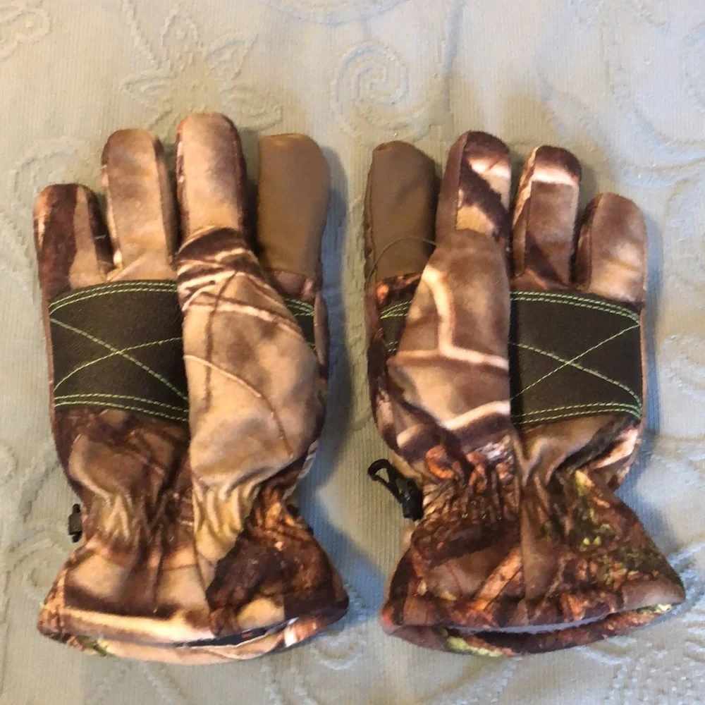 Boys Camo Winter Gloves